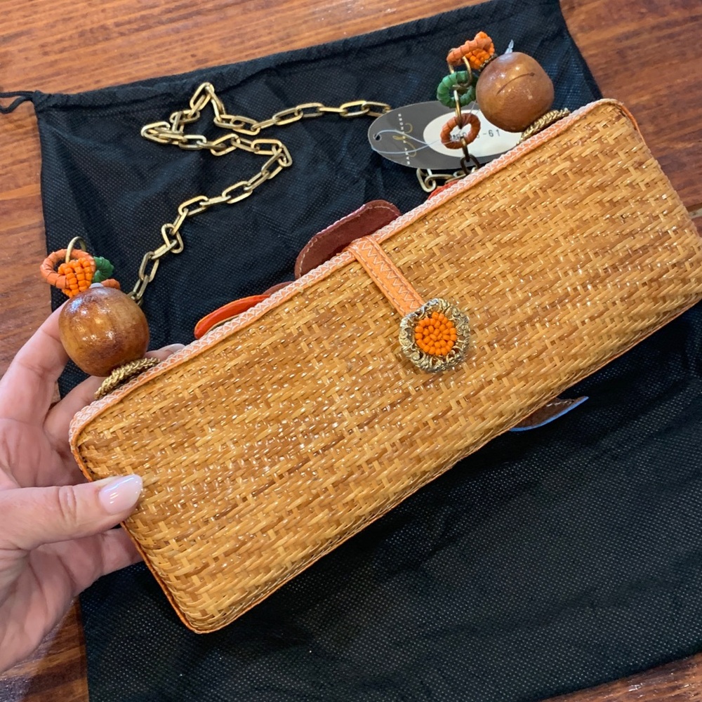 Mary Frances "Hibiscus" handbag - Picture 8 of 17